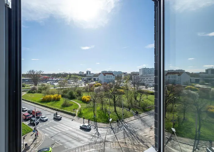 Apartment Air-conditioned Modern With Parking In The Centre Of By Renters Wroclaw