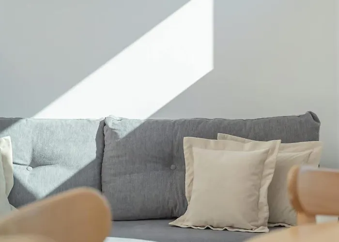 Air-conditioned Modern With Parking In The Centre Of By Renters Apartment Wroclaw