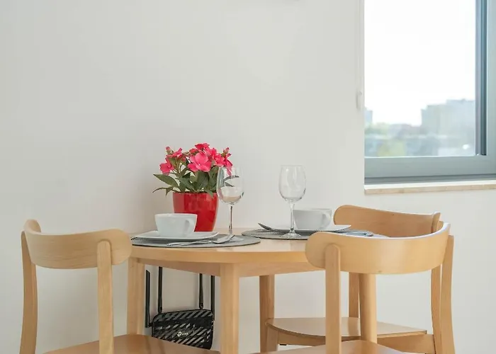 Apartment Air-conditioned Modern With Parking In The Centre Of By Renters Wroclaw